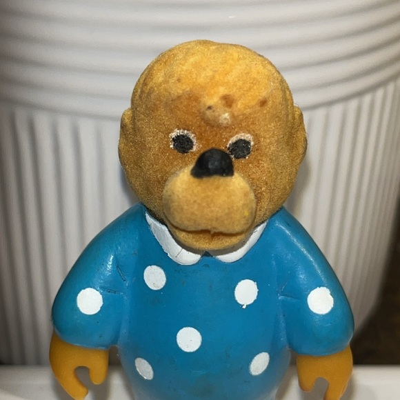 Vintage Bernstain Bears Mama Bear 1986 McDonald's Happy Meal Toy - Picture 2 of 10